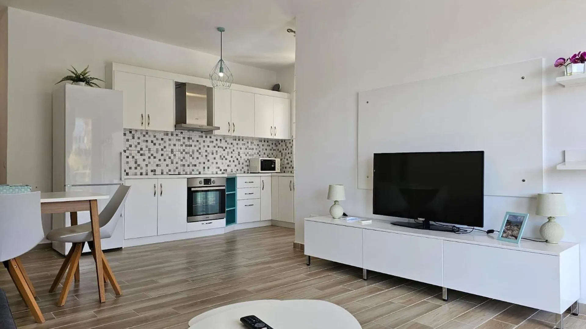 One Bedroom Apartment In Saranda Albania
