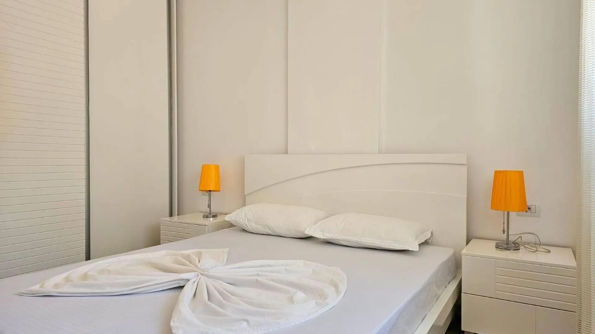 One Bedroom Apartment In Sarande